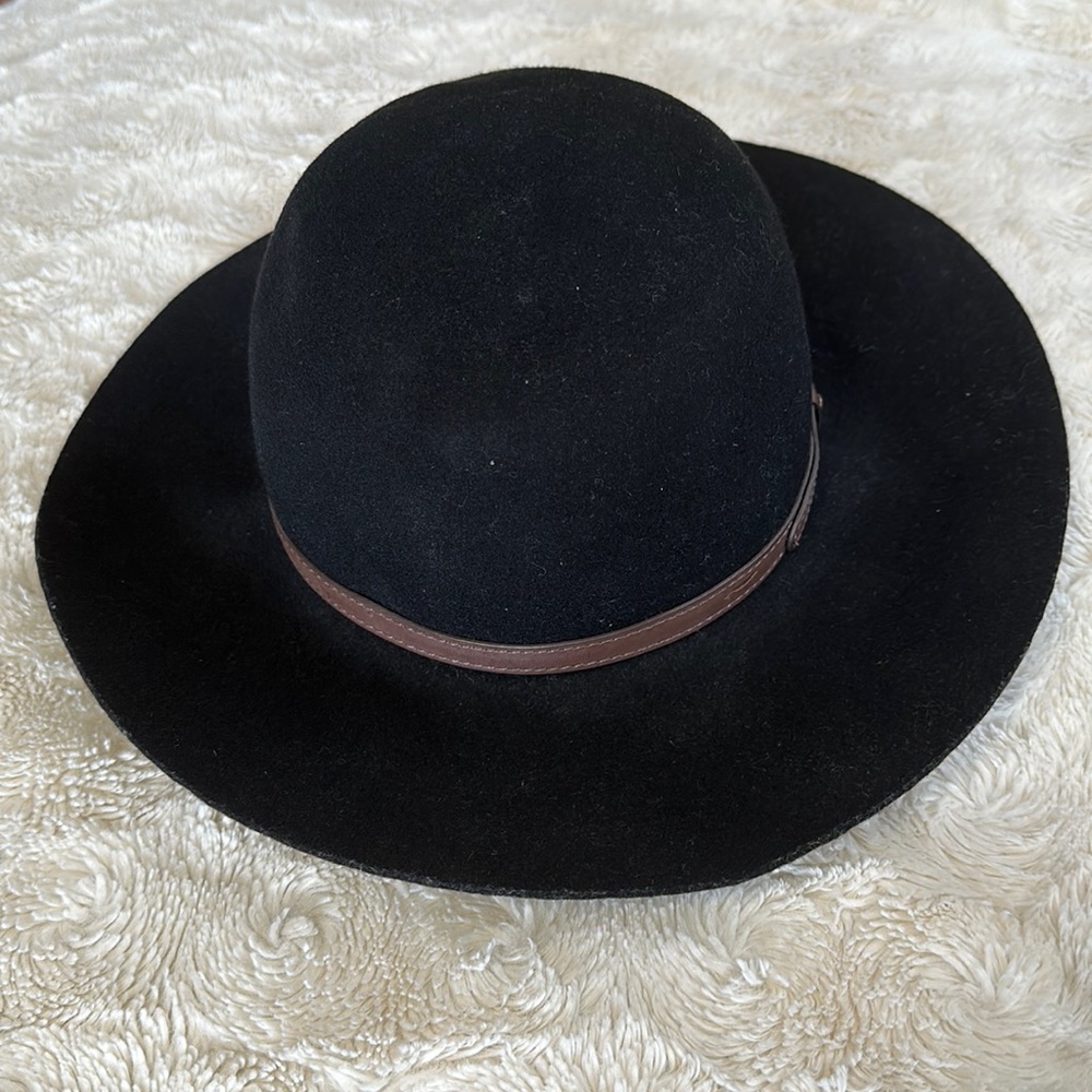 Large Brim Black Wool Hat with Brown Leather Band